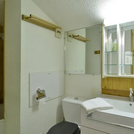 Apartment Croix Du Sud - Spacieux Et Agreable - Coeur De Station - Vue Pistes Mae-3717